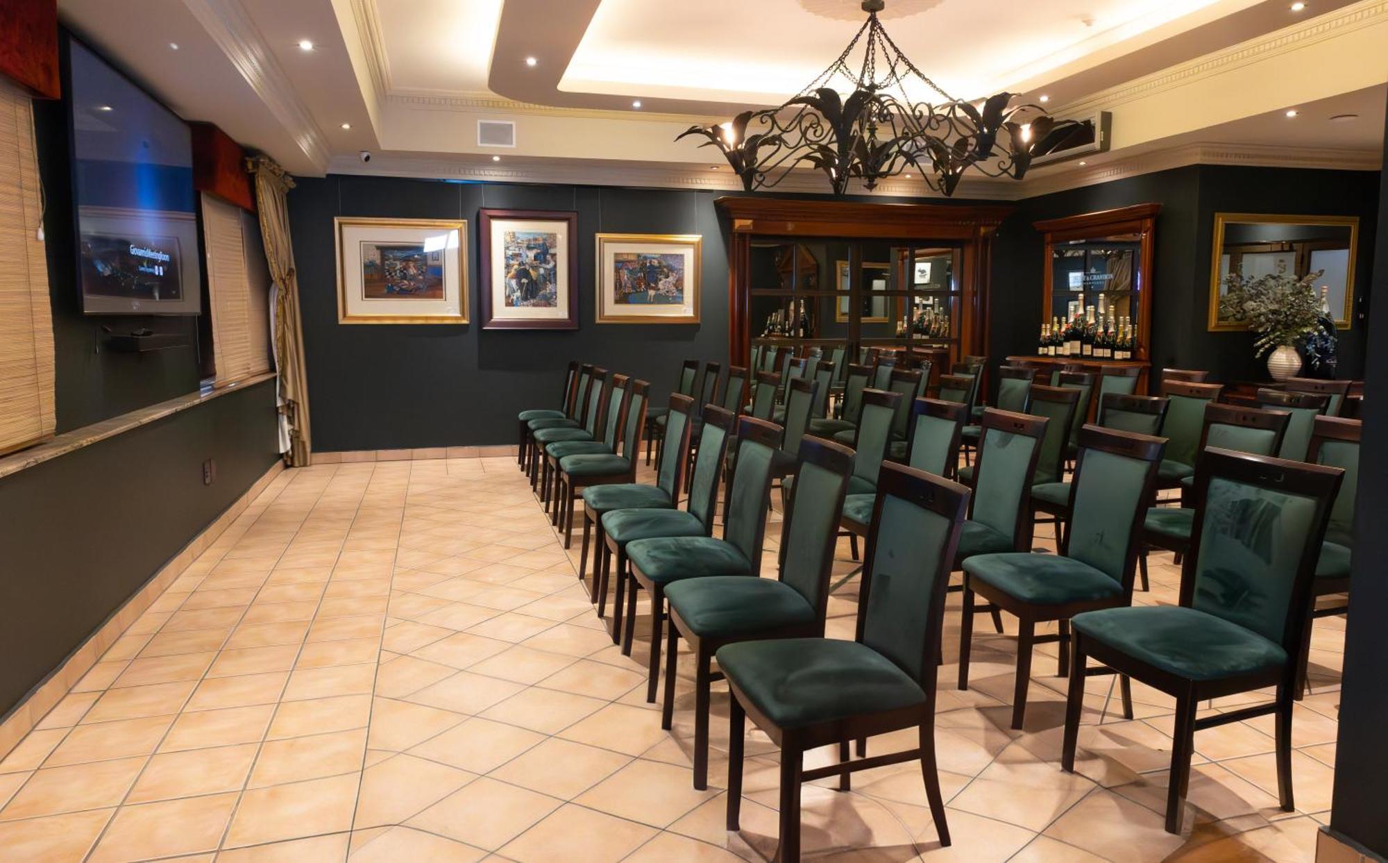 Villa San Giovanni Accommodation Претория Экстерьер фото